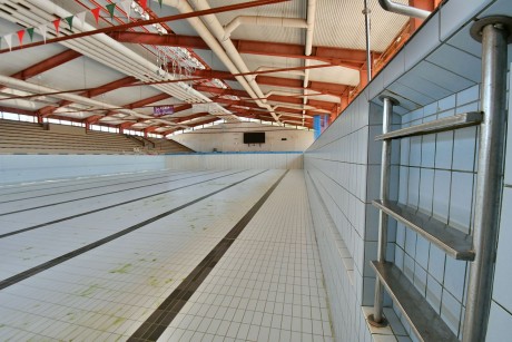 Éves karbantartás az uszodában - nagytakarítás és kisebb felújítások lesznek